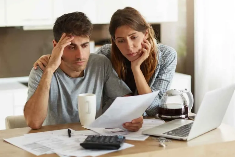 como saber si tengo deudas en Infocorp