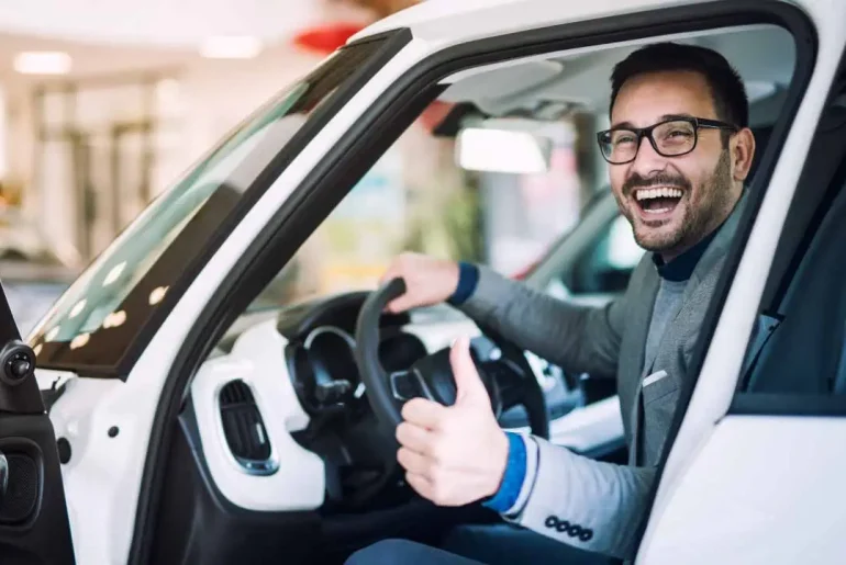 Seguro vehicular Qué es y cómo funciona